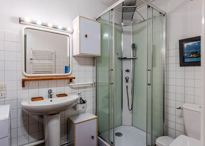 Holiday home : Dependance Charmante A 400 M De La - Fr-1-433-140 *